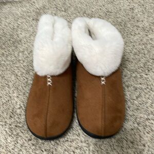 New Rockdove slippers